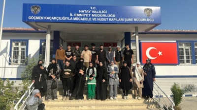 Hatay'da 24 düzensiz göçmen ve 1 organizatör yakalandı