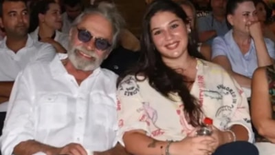 Haluk Bilginer ve Aşkın Nur Yengi'nin kızı Sıla'nın sahnesinde şarkı söyledi! Sesine övgüler yağdı