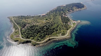 Osmanlı'dan günümüze Urla'da tarihin sağlık kalesi: Karantina Adası