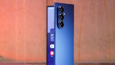 Samsung'un katlanabilir telefonu Galaxy Z Fold 7, ABD'de ön sipariş rekoru kırdı