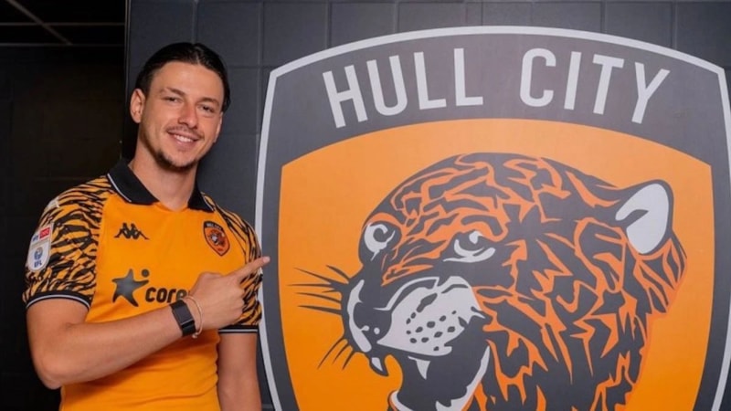 Trabzonsporlu Enis Destan, Hull City'ye transfer oldu