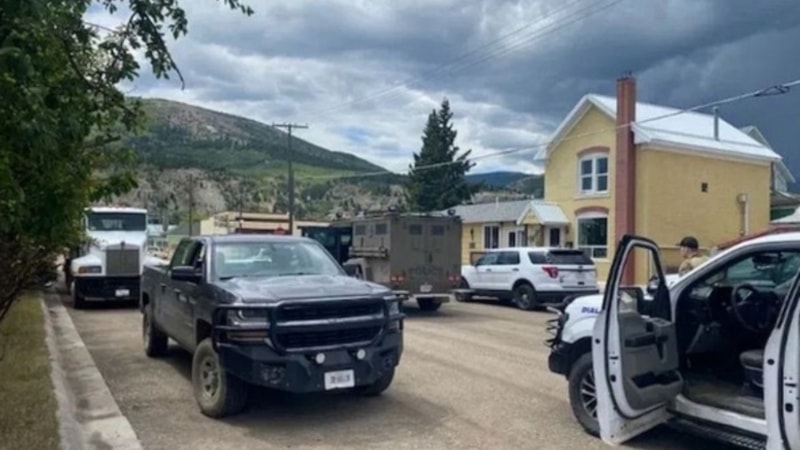 ABD'de bir barda düzenlenen silahlı saldırıda 4 kişi öldü