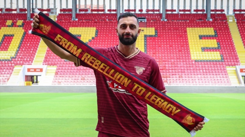 Göztepe kadrosunu Efkan Bekiroğlu ile güçlendirdi