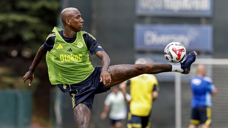 Fenerbahçe, Anderson Talisca'yı bekliyor