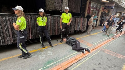 Sakarya'da 'Dur' ihtarına uymadı: Üzerinden namluya mermi sürülmüş tabanca çıktı