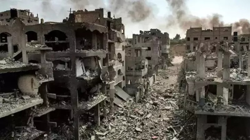 İsrail, Gazze'de Filistin Kızılay'ı karargahını bombaladı: 1 personel hayatını kaybetti