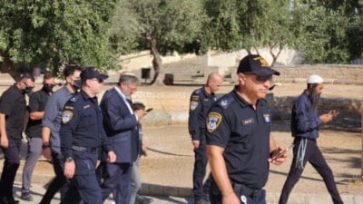 Aşırı sağcı İsrailli Bakan Ben-Gvir Mescid-i Aksa'ya baskın düzenledi