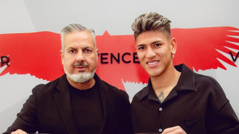 Flamengo, Jorge Carrascal'ı transfer etti