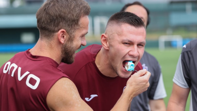 Trabzonspor’da Oleksandr Zubkov’a doğum günü sürprizi