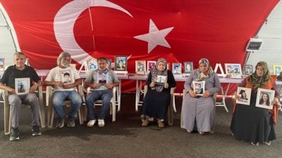 Diyarbakır'da evlat nöbeti: Anneler evlatlarına kavuşmak istiyor
