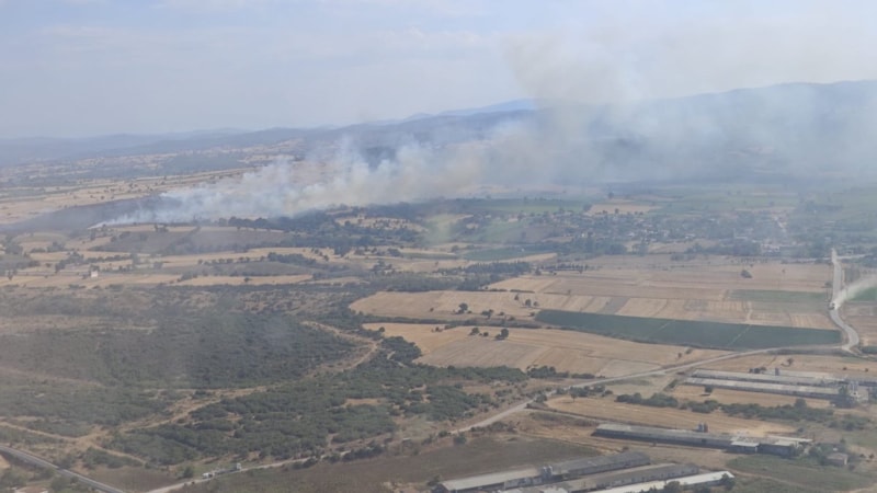 Çanakkale'de tarım arazisinde yangın paniği