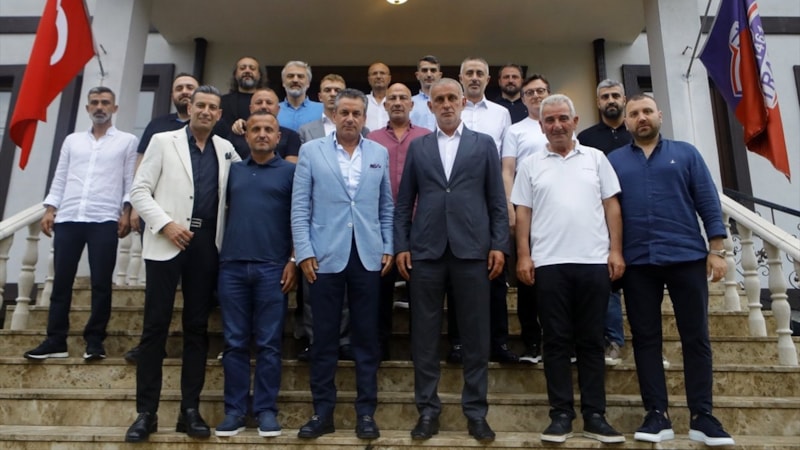 Hacıosmanoğlu'dan 1461 Trabzon'a ziyaret