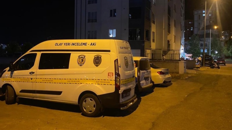 Kayseri'de abla dolaptaki eşyasının yerini değiştirdiği için kardeşini bıçakladı