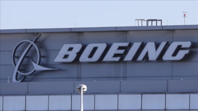 Boeing'in yüzde 20 maaş artışını beğenmeyen 3 bin 200 çalışanı greve gitti