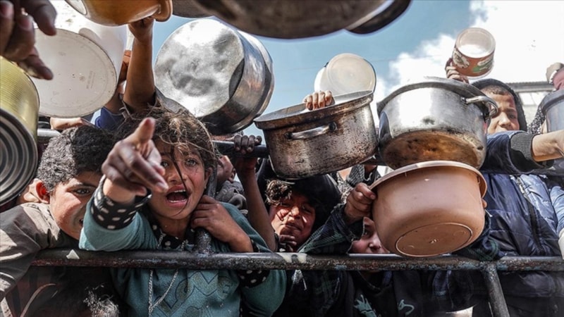 İsrail, Gazze'ye ürün girişine kademeli izin vereceğini açıkladı