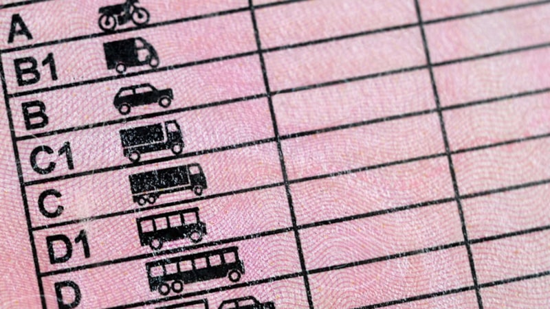 Ehliyet sınıfları nelerdir? Hangi ehliyet hangi aracı sürer?