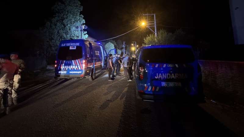 Sakarya'da silahlı kavgada 2 kişi hayatını kaybetti