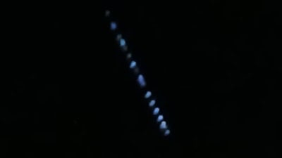 Elon Musk'ın ‘Starlink uydu zinciri' Erzincan'da görüntülendi