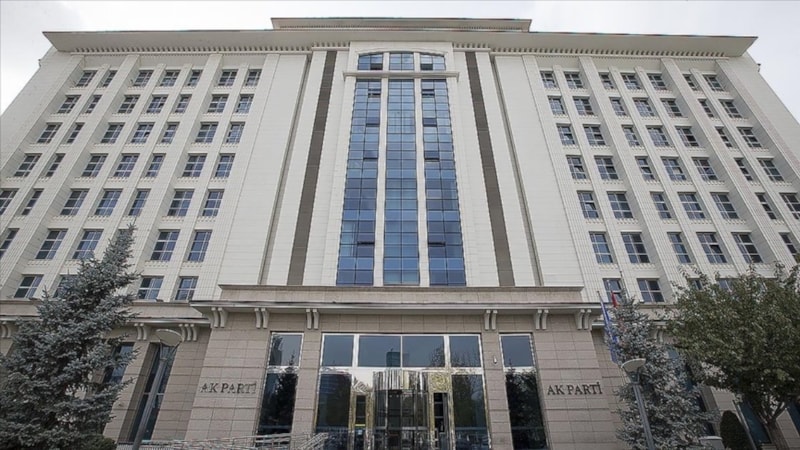 AK Parti, 'Türkiye Yüzyılı Buluşmaları' kapsamında sahaya iniyor