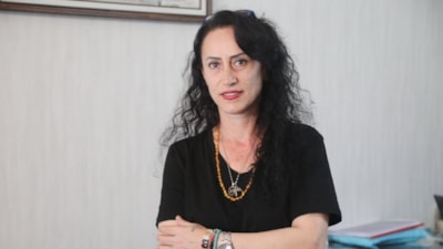 Antalya'da DNA testiyle 33 yıllık sır çözüldü: Biyolojik annesini mezarda buldu