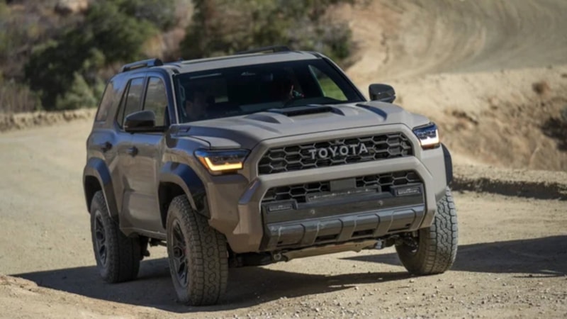 Toyota'ya Trump darbesi: Kâr tahminlerini düşürdü