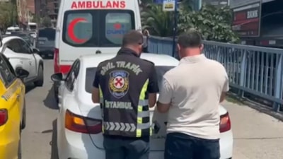 İstanbul'da kuryeye yumrukla saldıran taksiciye 12 bin TL ceza