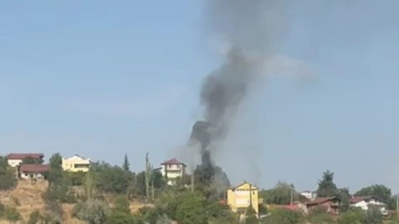 Karabük'te otluk alanda çıkan yangın evlere sıçramadan söndürüldü