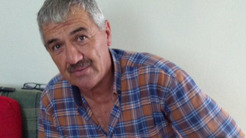 Sakarya'da çıktığı erik ağacından düşen adamdan acı haber