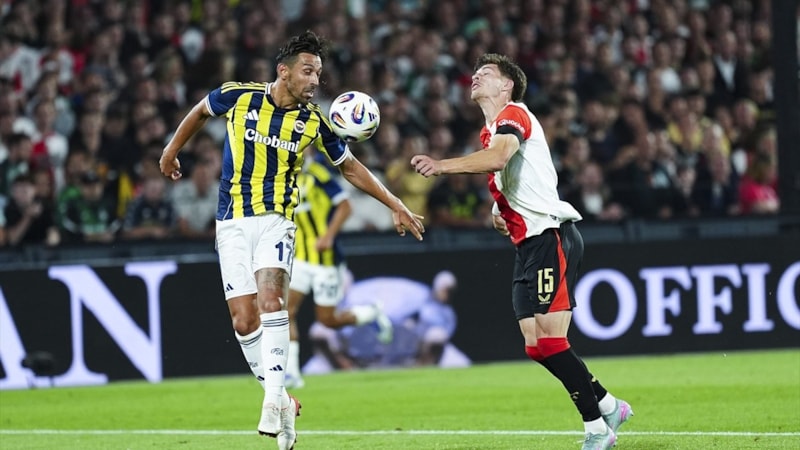 Fenerbahçe, Feyenoord karşısında tur arıyor