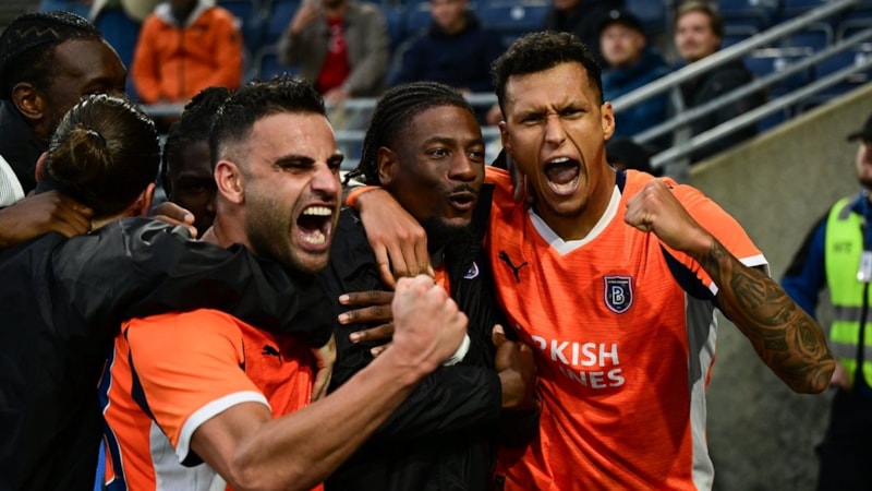 Başakşehir, UEFA Konferans Ligi'nde play-off turu için sahada