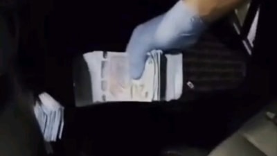 Bulgaristan'da koltuk ve gösterge paneline gizlediği 55 bin euro ile yakalandı