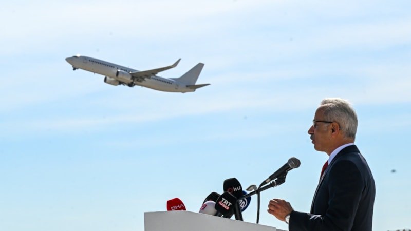 Abdulkadir Uraloğlu: Türkiye'nin 5. bölgesel havalimanı inşaatı yükseliyor