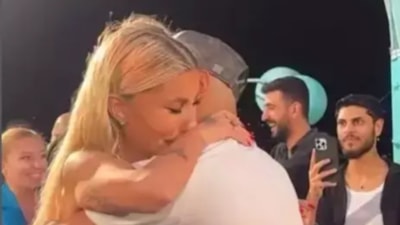 İrem Derici, Eda Sakız-Burak Bulut çiftinin düğününde evlilik teklifi aldı