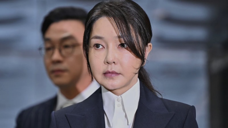 Güney Kore'nin eski 'First Lady'si yolsuzluktan tutuklandı