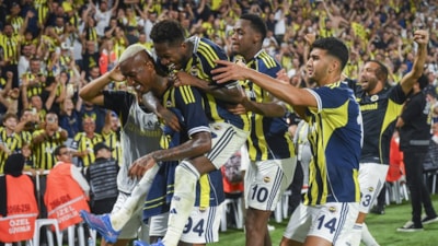 Dış basından Fenerbahçe - Feyenoord maçı manşetleri
