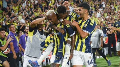 Feyenoord'u eleyen Fenerbahçe kasayı doldurdu