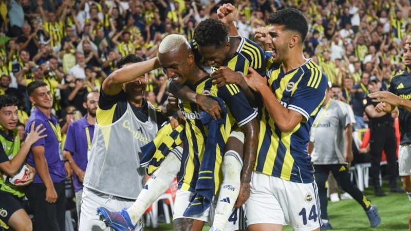Feyenoord'u eleyen Fenerbahçe kasayı doldurdu