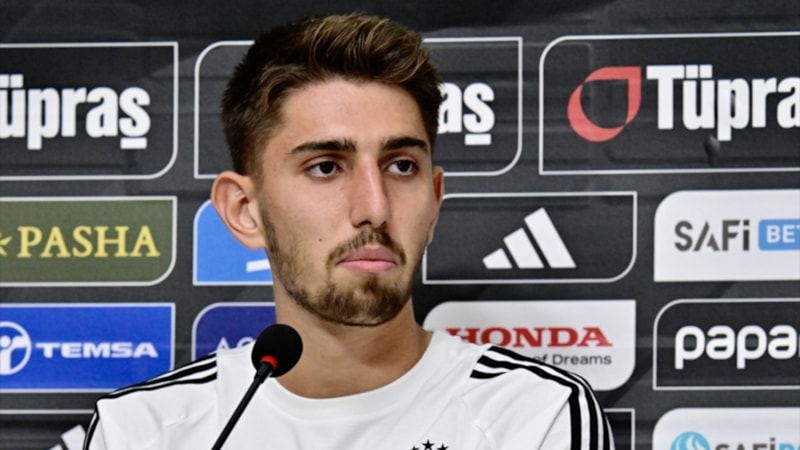 Demir Ege Tıknaz: Büyük kulüplerde rekabet en üst seviyede olur