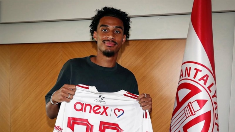 Antalyaspor, Jesper Ceesay'ı transfer etti