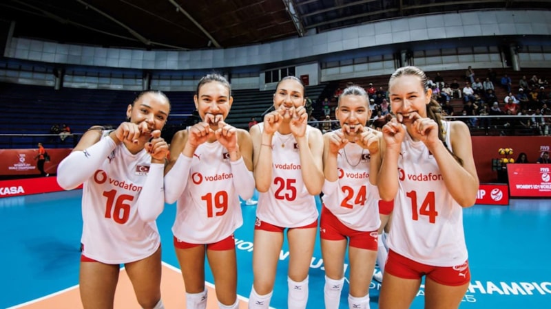 21 Yaş Altı Kadın Voleybol Milli Takımı, çeyrek finale çıktı