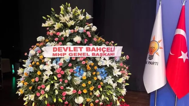 Devlet Bahçeli’den AK Parti’nin 24'üncü yılına özel hediye