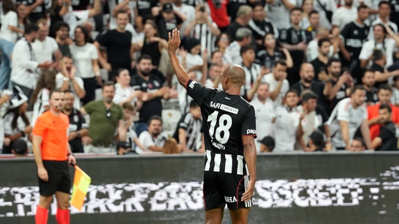 Joao Mario gol atmaya devam ediyor