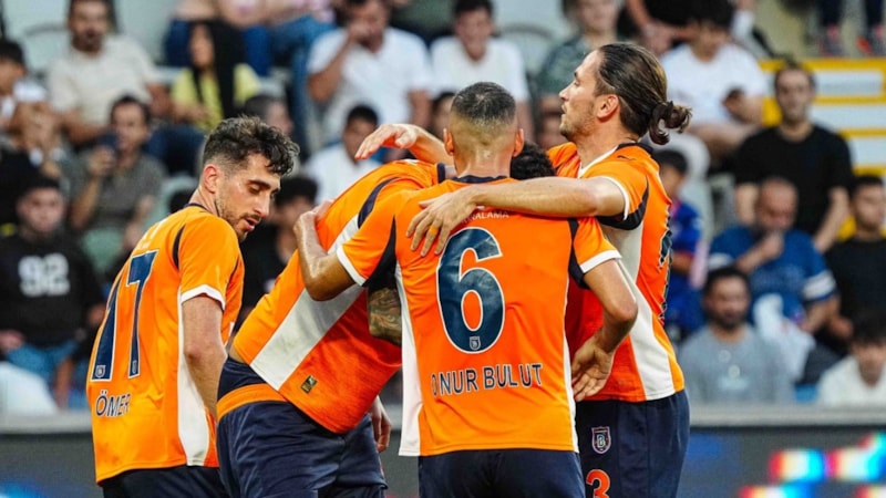 Başakşehir'in Konferans Ligi'ndeki rakibi Universitatea Craiova oldu