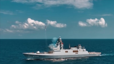 HİSAR-D RF füzesi, TCG İSTANBUL’dan başarıyla ateşlendi