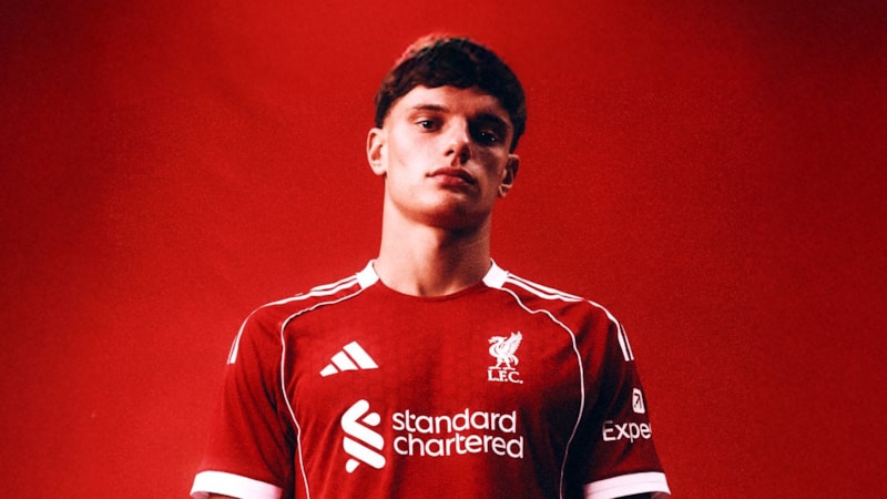 Liverpool, Giovanni Leoni'yi transfer etti