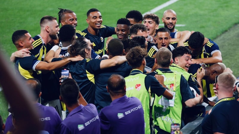 Fenerbahçe'nin Göztepe maçı kamp kadrosu belli oldu