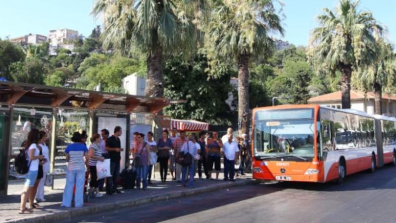 Belediye Meclisi onayladı: İzmir'de toplu ulaşım ücretlerine zam geldi