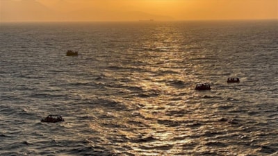 Muğla'da Yunanistan’ın ölüme ittiği 20’si çocuk 86 düzensiz göçmen kurtarıldı