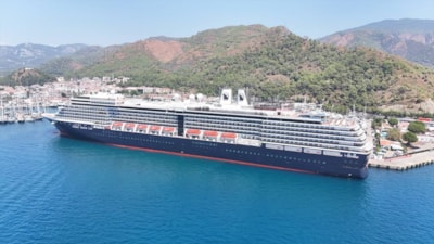 Marmaris, Hollanda bayraklı 'Oosterdam' turistlerini ağırladı
