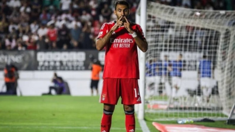 Benfica, Estrela'yı deplasmanda yendi